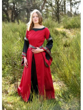 Robe médiévale rouge et noire Bliaut Josephine