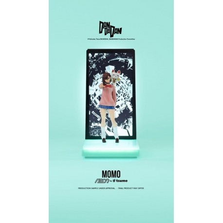 Figurine Momo 25 cm de Dandadan avec support NEON