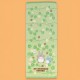 Serviette verte avec Totoro et motif de feuilles