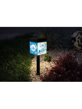 Lampe solaire de jardin Lilo & Stitch allumée