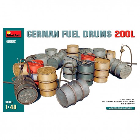 Maquette bidons de carburant allemands 200l échelle
