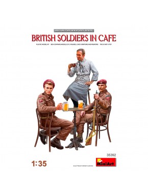 Maquete de soldados britânicos no café 1/35 MiniArt