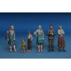 Kit de figurines 1/35 Villageois Soviétiques de MiniArt