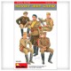 Kit de figuras Soviet Jeep Crew 1/35 de MiniArt