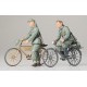Modelo em escala de soldados alemães com bicicletas da Tamiya