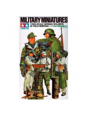 Conjunto de Soldados Alemães em Briefing de Campo Tamiya 1/35