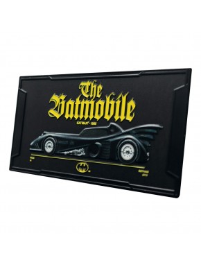 Lingote de metal Batmobile DC Comics em caixa com janela