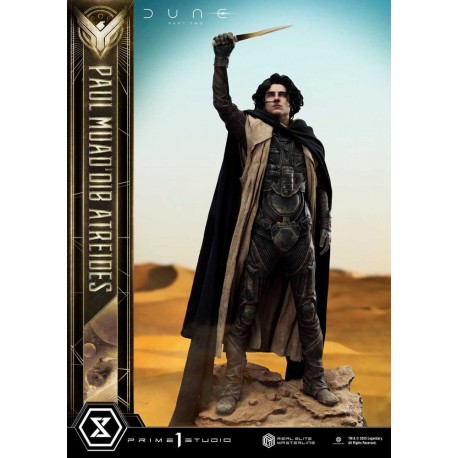 Statue Paul Atreides Dune avec cape et crysknife