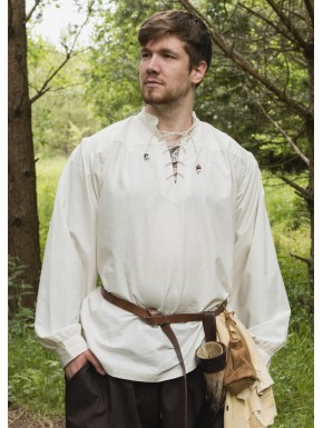 Chemise médiévale Ludwig en coton naturel sur homme