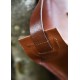 Sac romain en cuir marron avec sangles
