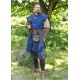 Gambesón medieval azul y marrón con aspecto usado