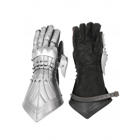 Gantelets gothiques en acier avec gant en cuir