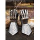 Gantelets gothiques en acier avec gant en cuir