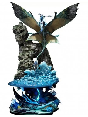 Statue Neytiri Avatar avec éclairage
