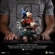 Estátua do Feiticeiro Mickey da Disney com chapéu azul, 28 cm