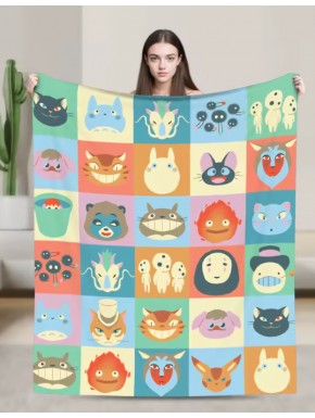 Couverture colorée avec personnages de Studio Ghibli
