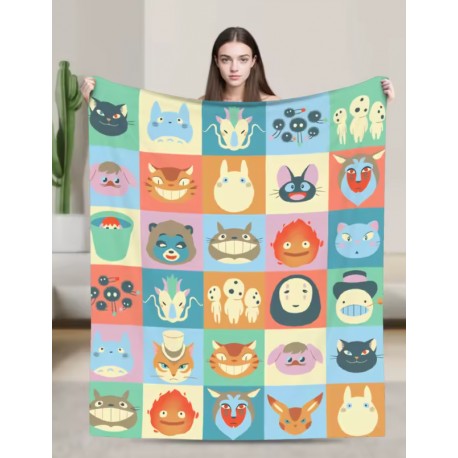 Manta colorida con personajes de Studio Ghibli