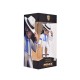 Figura colecionável de Michael Jackson com terno branco.