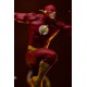 Estatua de Flash DC Comics 25 cm sobre asfalto curvado