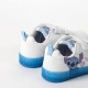 Tênis esportivo branco Stitch com sola azul