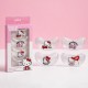 Máscaras de gel Hello Kitty para cuidado de ojos, fondo rosa.