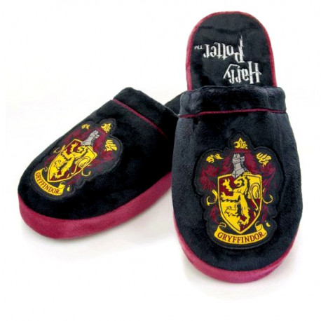 No esencial nombre Cámara Zapatillas Harry Potter Gryffindor por 18,00€ - lafrikileria.com