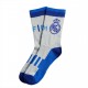 Meias cinzentas e azuis do Real Madrid com emblema