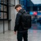 Mochila preta Marvel Spider-Man com logotipo em relevo