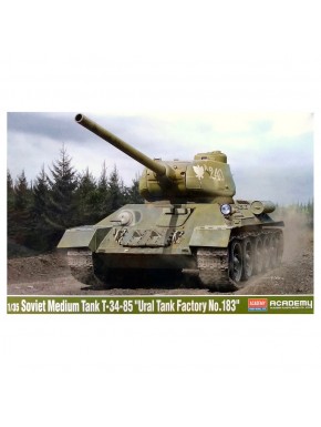Maquette char soviétique T-34-85 Oural par Academy