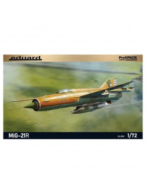 Maqueta de avión MiG-21R escala 1/72 de Eduard