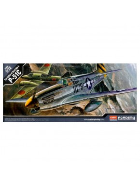 Maquette P-51C Mustang à l'échelle 1/72