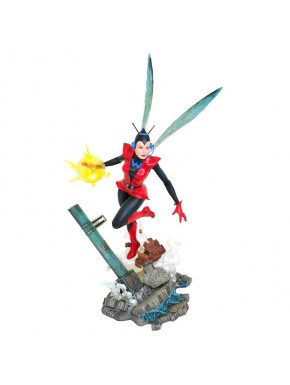 Estátua Wasp Marvel Gallery de 33 cm em pose de ação