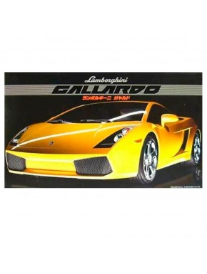 Maquete escala 1/24 Lamborghini Gallardo Fujimi amarela.