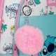 Bolsa transversal Stitch Disney em tons pastel com chaveiro de pelúcia rosa