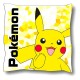 Almofada Pikachu Pokémon amarela e branca.