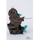 Estátua 1/8 de Edward Kenway de Assassin's Creed sobre um barco