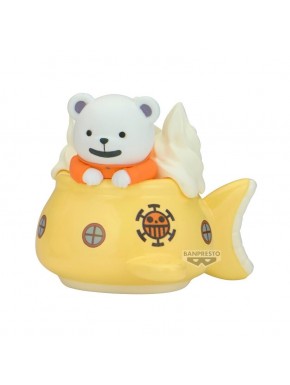 Figura de Bepo de One Piece en navío amarillo