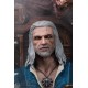 Estatua de Geralt con Dettlaff High Vampire de The Witcher