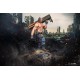Estatua de Bryan Fury de TEKKEN 7 con fondo post-apocalíptico