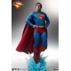Estátuas Premium Format de Superman e Krypto