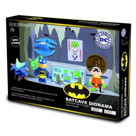 Diorama de plastilina da Batcaverna DC