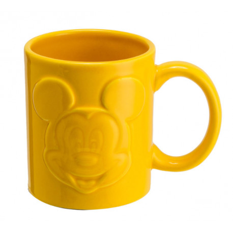 Taza amarilla en relieve de Mickey Mouse
