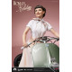 Figura Audrey Hepburn en Vespa Vacaciones en Roma 44 cm