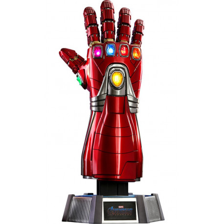 Avengers: Endgame replica Life-Size Masterpiece 1/1 Nano Gauntlet 52 cm