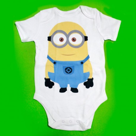 Il corpo del bambino Minion