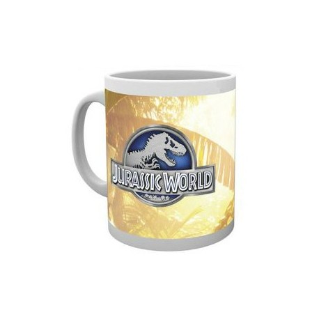 Cup Jurassic World Jungle and logo