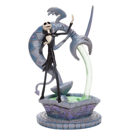 Jack Skellington sobre fuente Pesadilla antes de Navidad