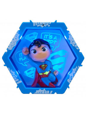 Figura Wow POD de Superman con luz