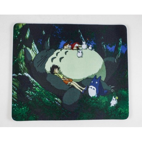 Totoro alfombrilla siesta